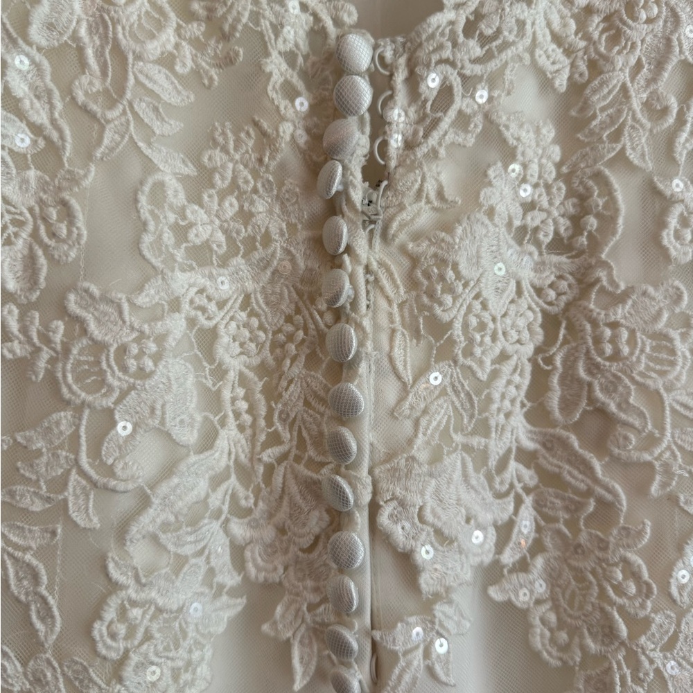 Maggie Sottero Wedding Gown - Picture 6 of 7